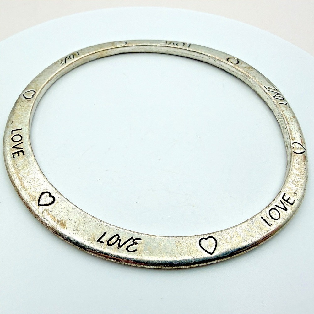 Vintage 90s Silver Tone Love Heart Bangle Bracelet Engraved Women's‎ Jewelry